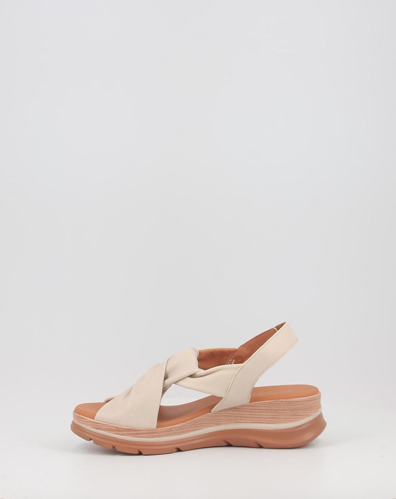 Sandalias PAULA URBAN 24-335 crema