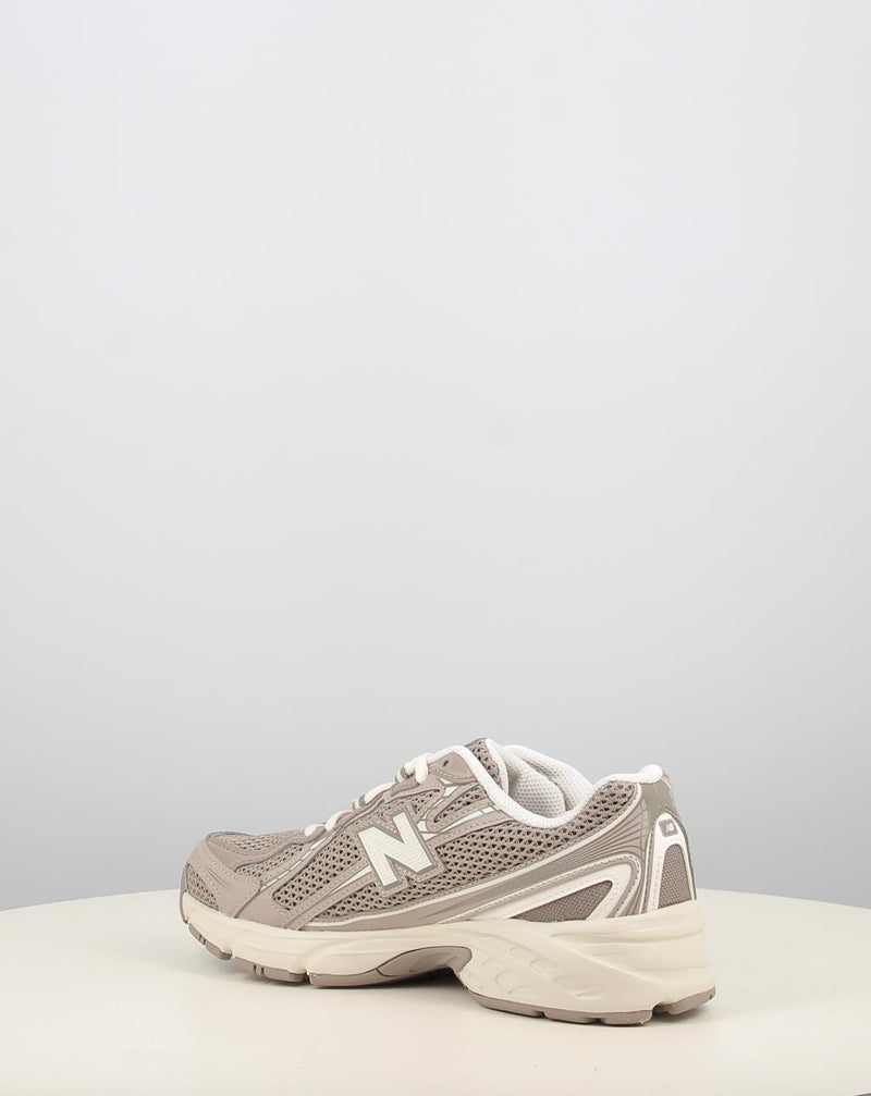 Zapatillas NEW BALANCE GR740SA taupe