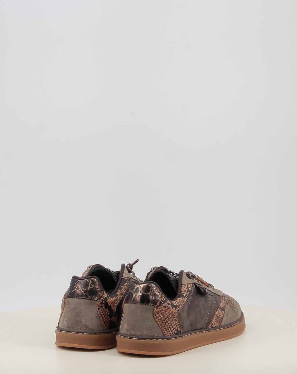 C 848 BAREFOOT