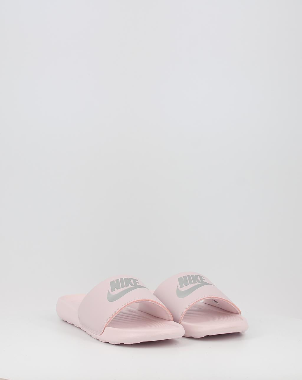 WMNS VICTORI CN9677
