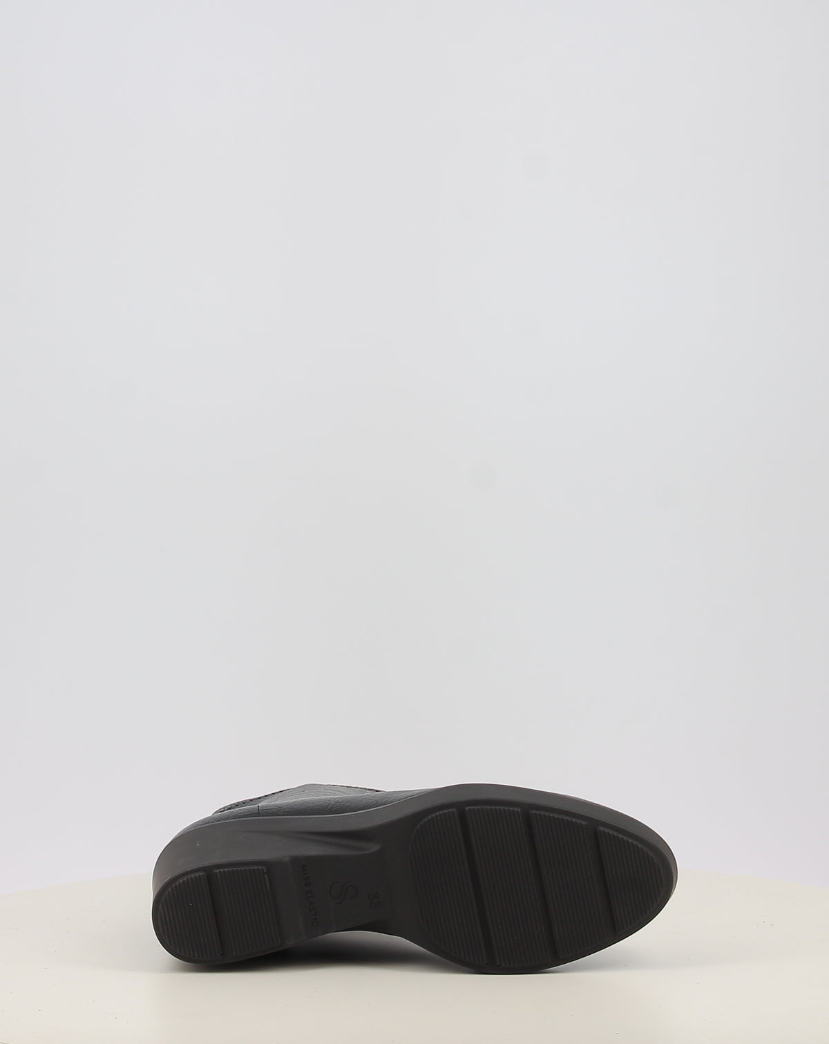 CUSHY 075500