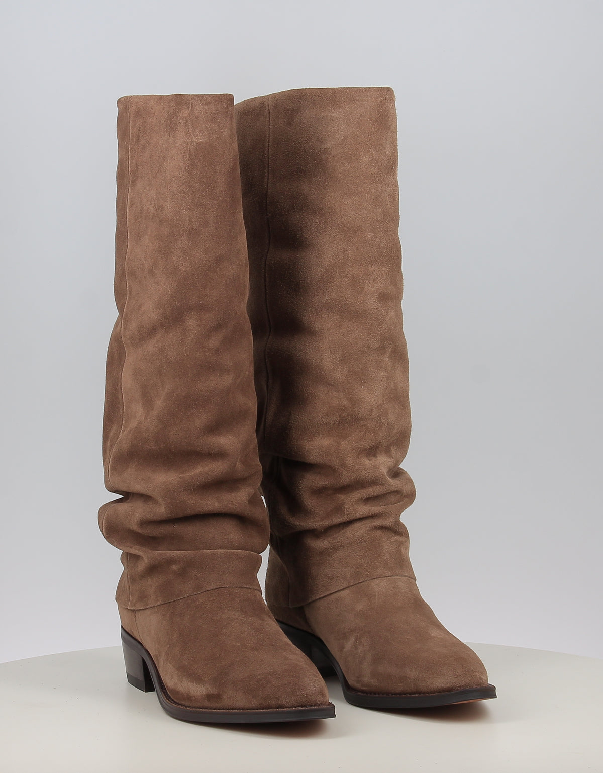 AFT CECILE 5643